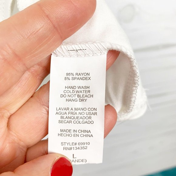 Ambiance Ruffled Top Large - Picture 6 of 6